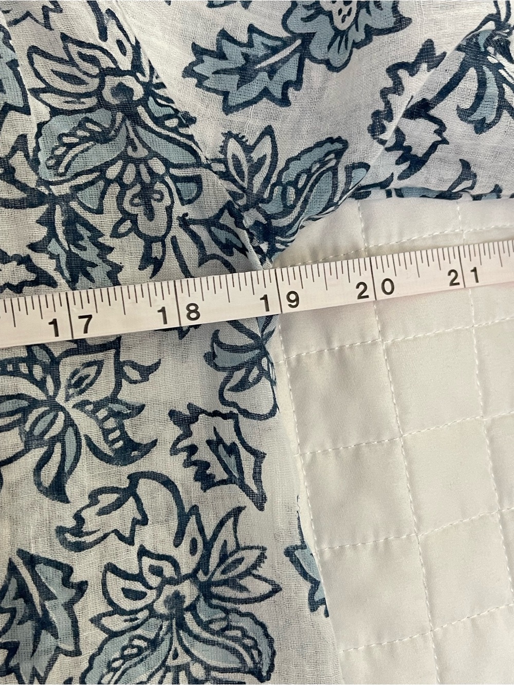 Roller Rabbit Blue Floral Tassel Peasant Boho Top XS Cottagecore Coastal - Picture 5 of 9